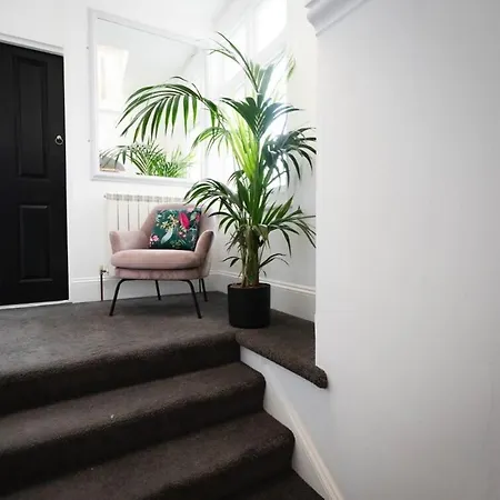 Eden House - & Apartment *