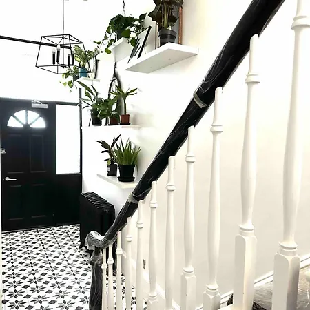 Eden House - & Appartement