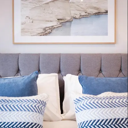 Apartment Eden House - & Saint Helier