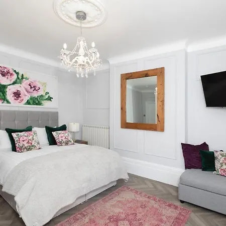 Eden House - & Apartment Saint Helier